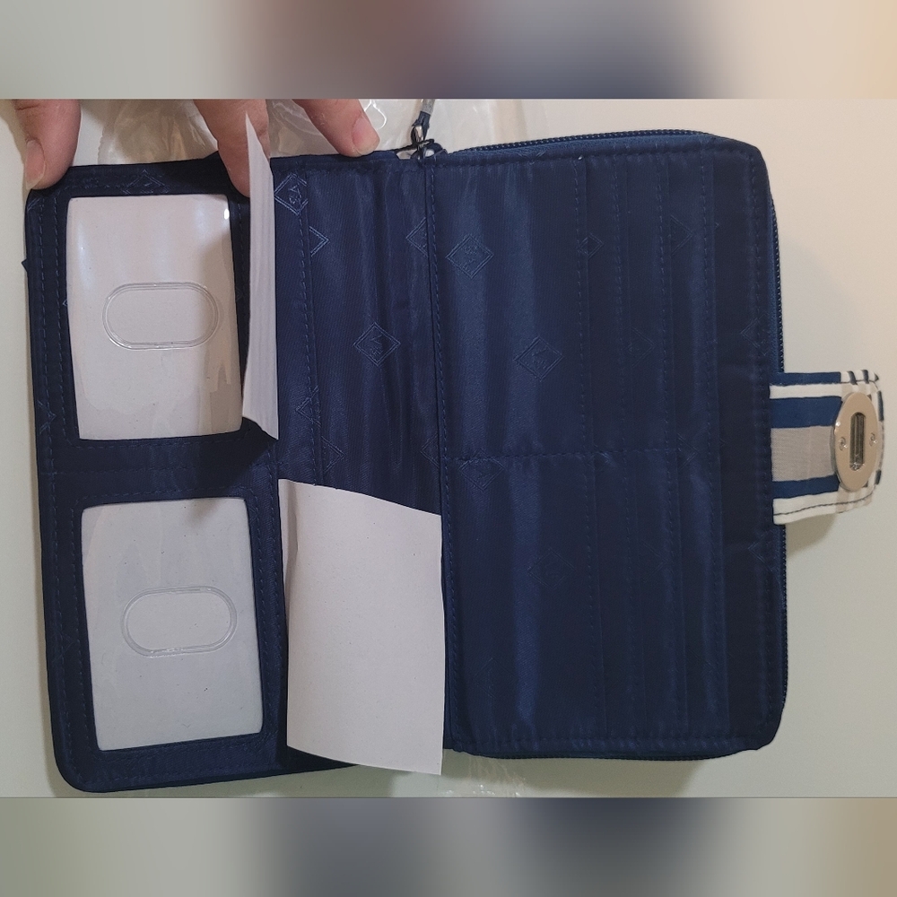 SOLD- NWT Vera Bradley RFID Turnlock Wallet - Zip Around - Santiago Woven - Picture 5 of 13